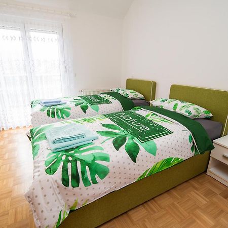 Apartment Zelimlje Skofljica Екстер'єр фото