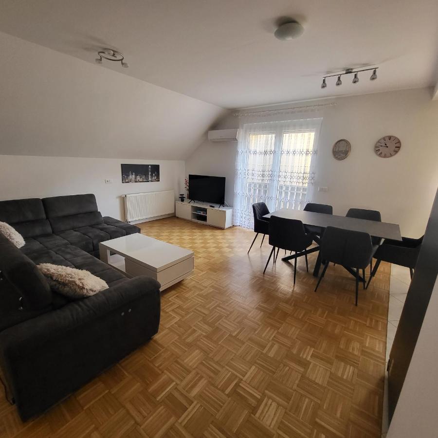 Apartment Zelimlje Skofljica Екстер'єр фото