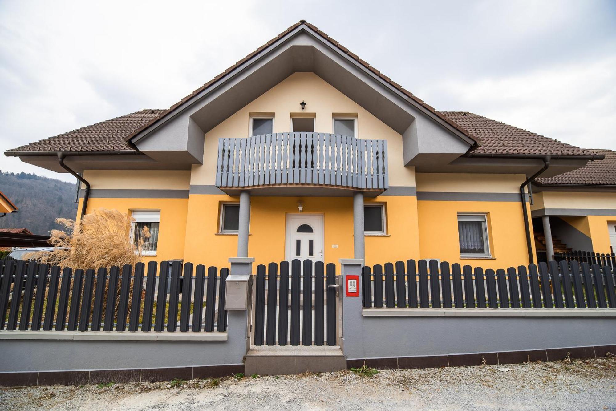 Apartment Zelimlje Skofljica Екстер'єр фото