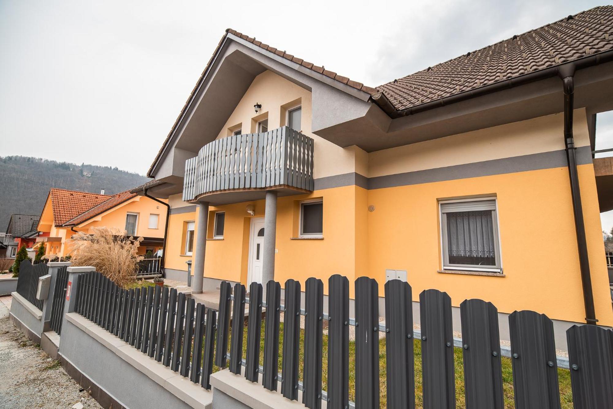 Apartment Zelimlje Skofljica Екстер'єр фото