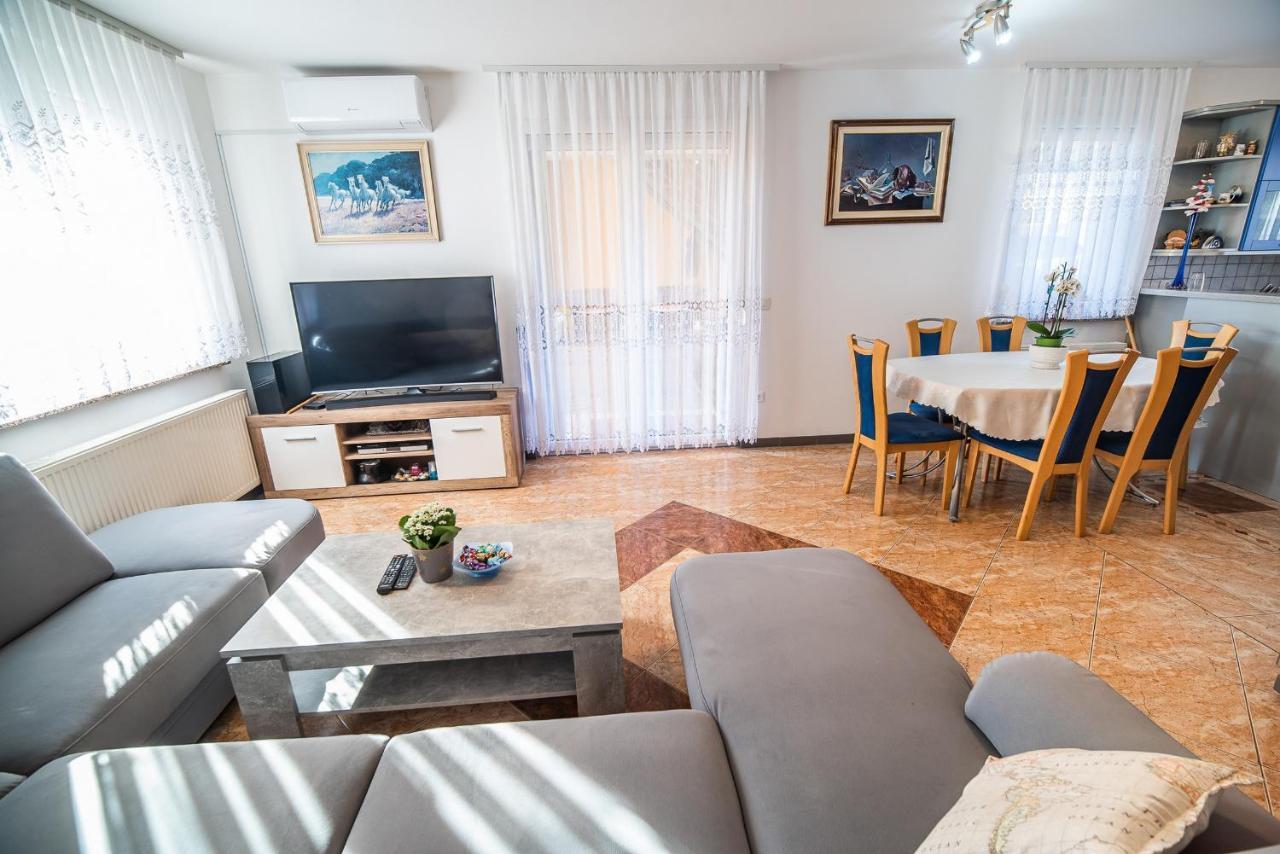Apartment Zelimlje Skofljica Номер фото