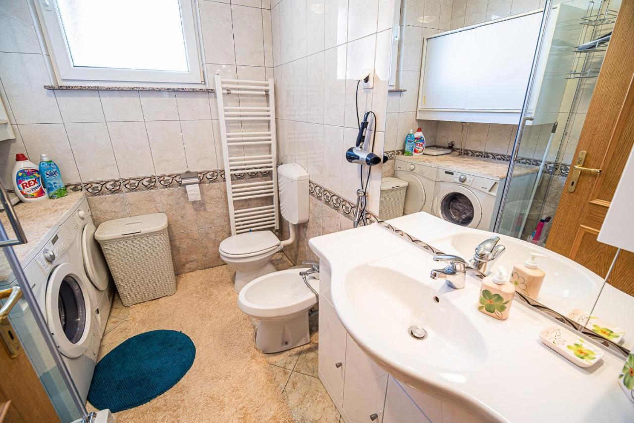 Apartment Zelimlje Skofljica Екстер'єр фото